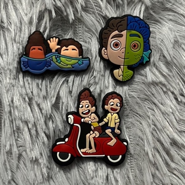 Luca Croc Charm Set 6$